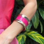 Bracelete Dourado com Pink