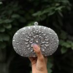 Clutch Oval Flor Prata
