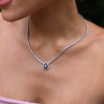 Colar Riviera Com Ponto De Luz Azul