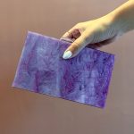 Clutch Marmorizada Roxa