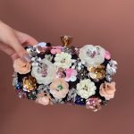 Clutch Flowers Preta